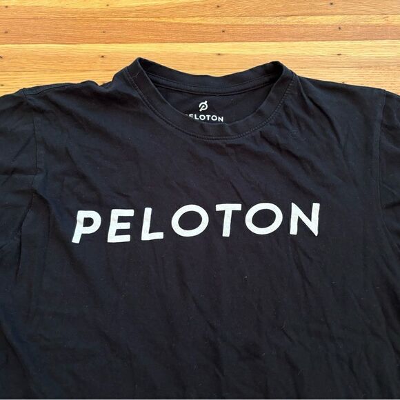 Peloton black short sleeve tee - Picture 2 of 7